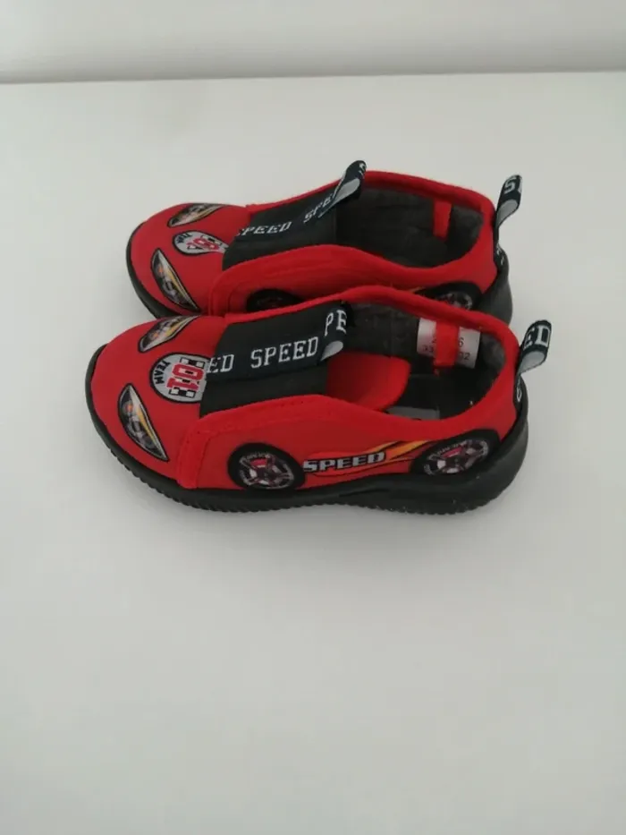 Chaussons bb garçon taille 22 - photo numéro 2