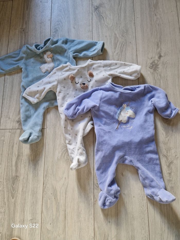 Pyjama fille 3 mois - photo numéro 2