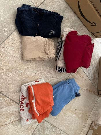 Lot vêtement 12 mois