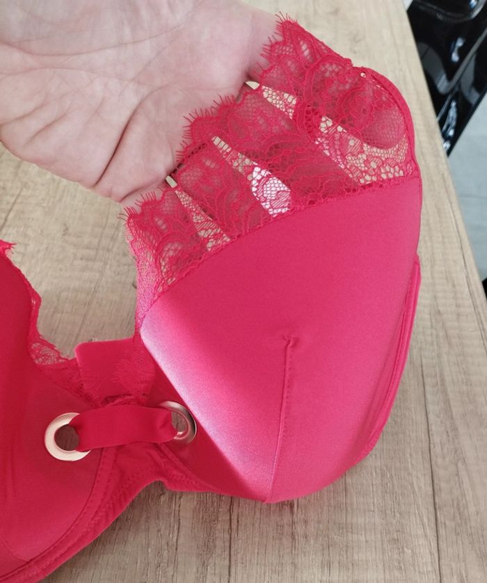 Soutien-gorge coques corbeille rouge Masha taille 95F Darjeeling - photo numéro 3