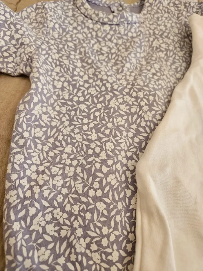 Lot de pyjamas - photo numéro 4