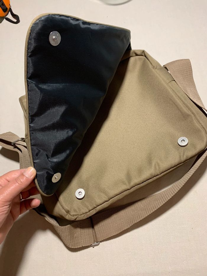 Sac à bandoulière kaki et noir - photo numéro 6