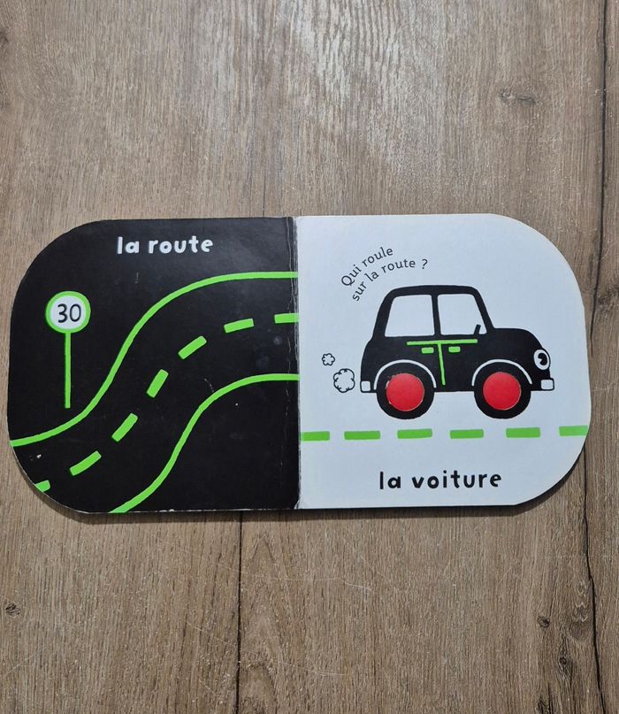 Livre à toucher Mes véhicules en noir et blanc - photo numéro 4