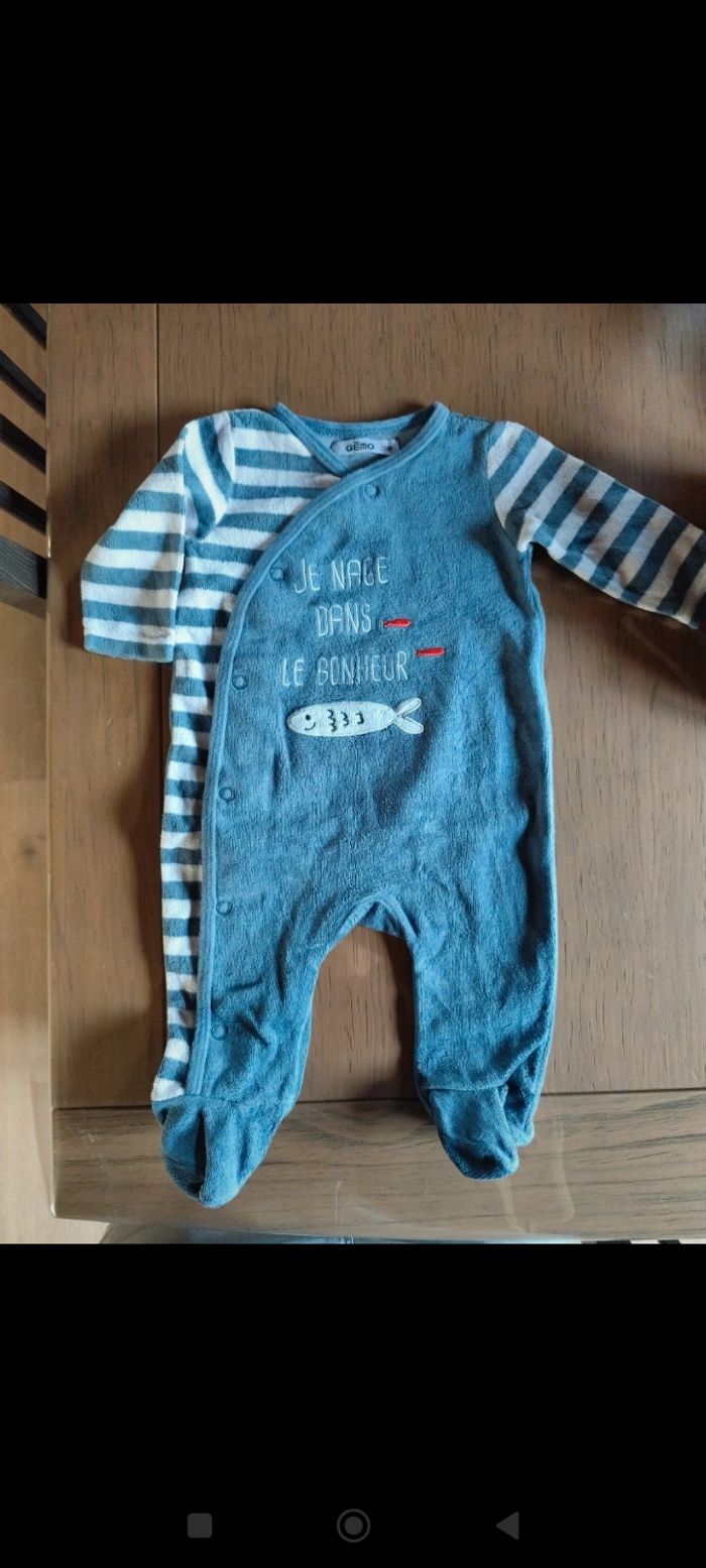 Lot de 4 pyjamas velours 3 mois - photo numéro 3