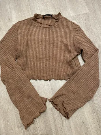 Pull court manches longues