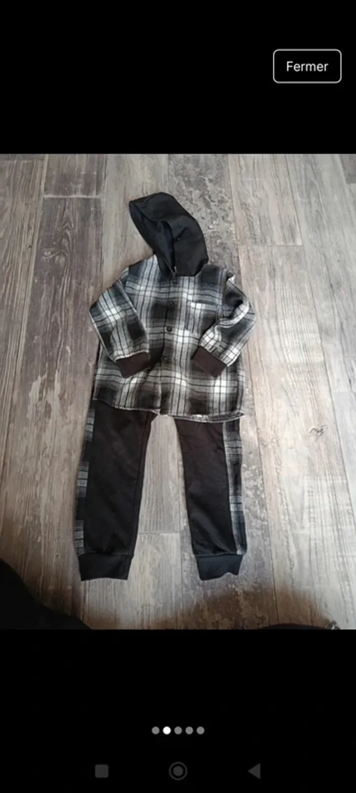 Lot vêtements garçon 4ans - photo numéro 8