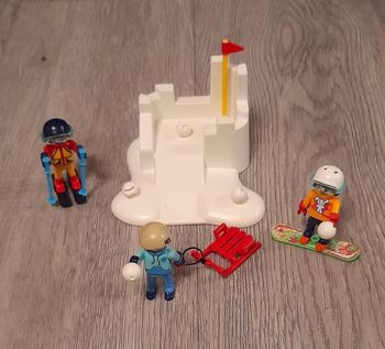 Playmobil 9283 Enfants avec boules de neige. Très bon état.