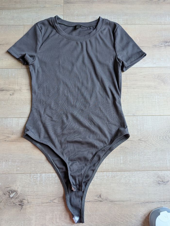 Body gris anthracite taille M