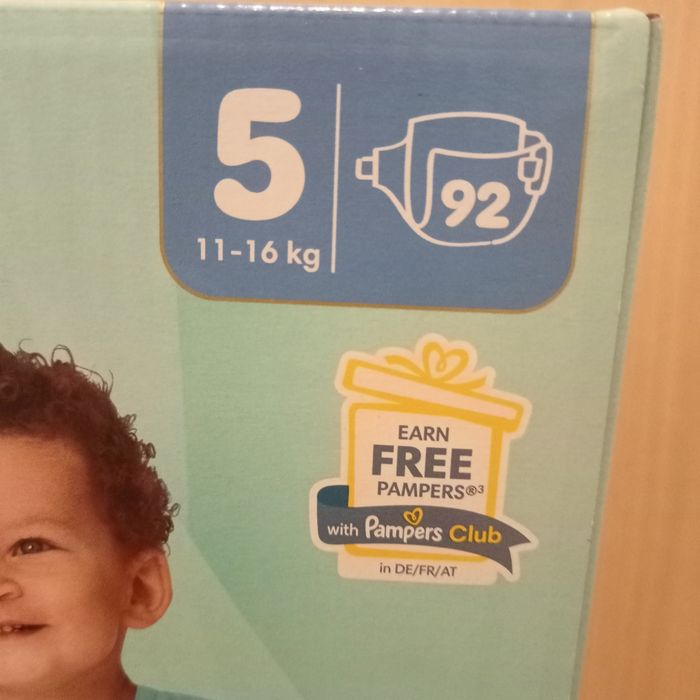 Pampers premium protection taille 5 (184 couches) - photo numéro 2