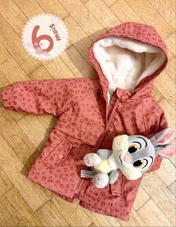 Doudoune à capuche Kiabi - Rose motif léopard (6 mois) 🐆