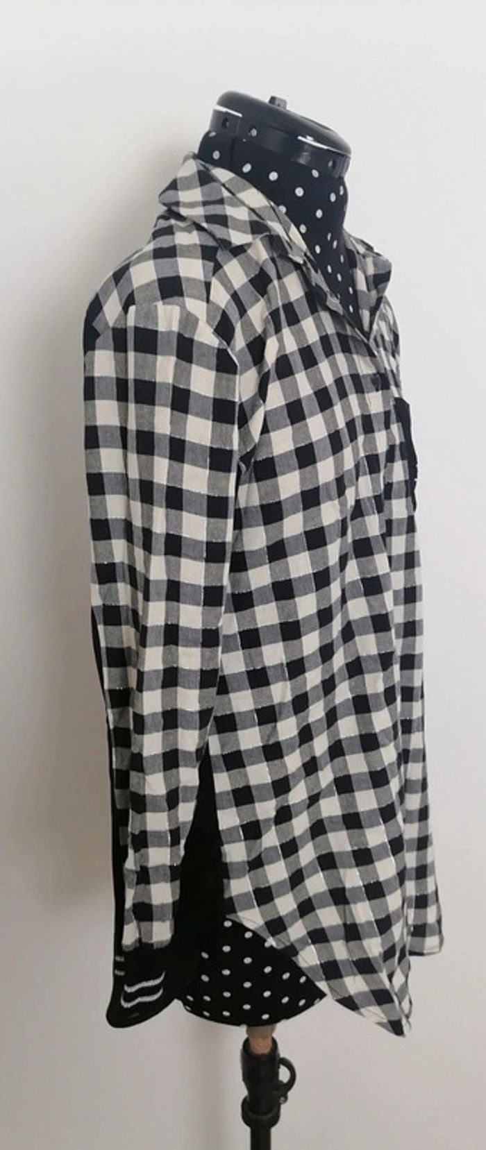 Chemise longue carreaux noir blanc Taille S La Mode est à Vous - photo numéro 5