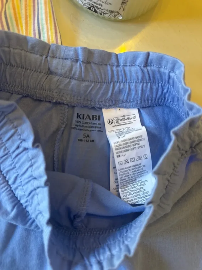 Lot de deux shorts Kiabi 5 ans - photo numéro 4