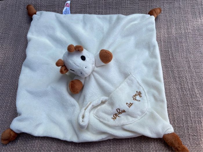 Doudou Sophie la girafe vully