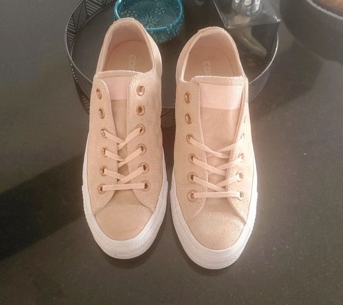 Converse