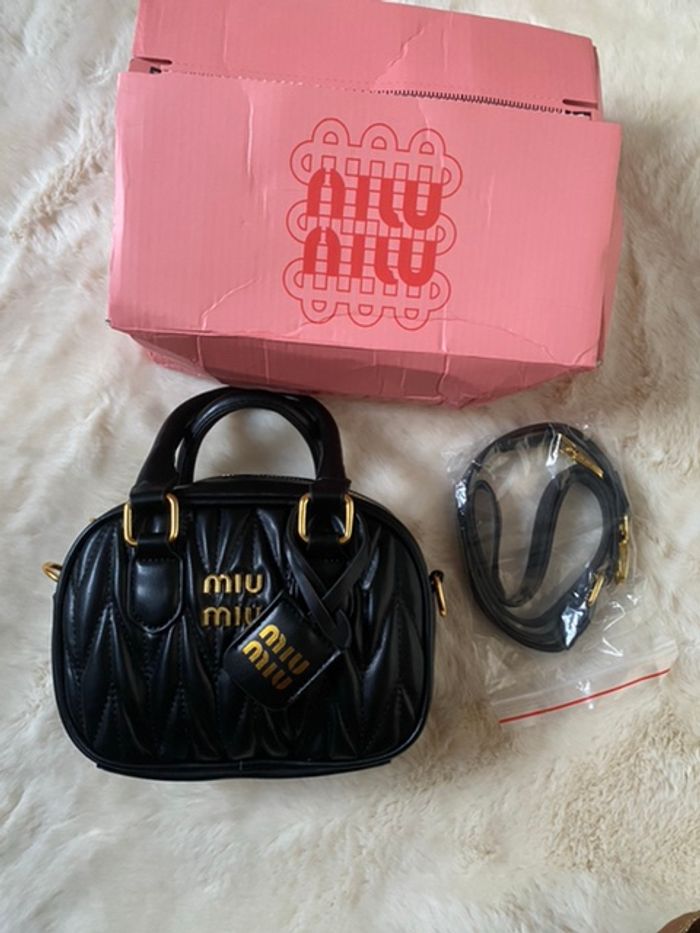 sac miu miu neuf - photo numéro 1