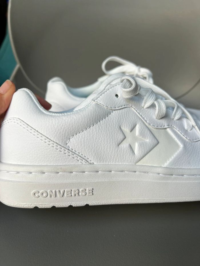 Basket Converse taille 44 - photo numéro 4