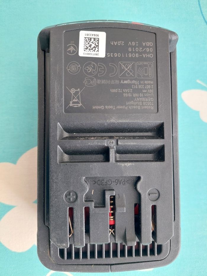Batterie Bosch 36V 2A - photo numéro 3