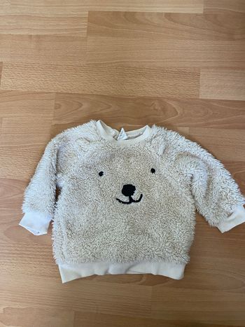 Pull H&M taille 6-9 mois très bon état