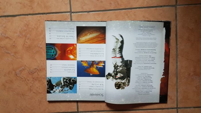 Livre " La Conquête Spatiale " d'Alex Barnett - photo numéro 5