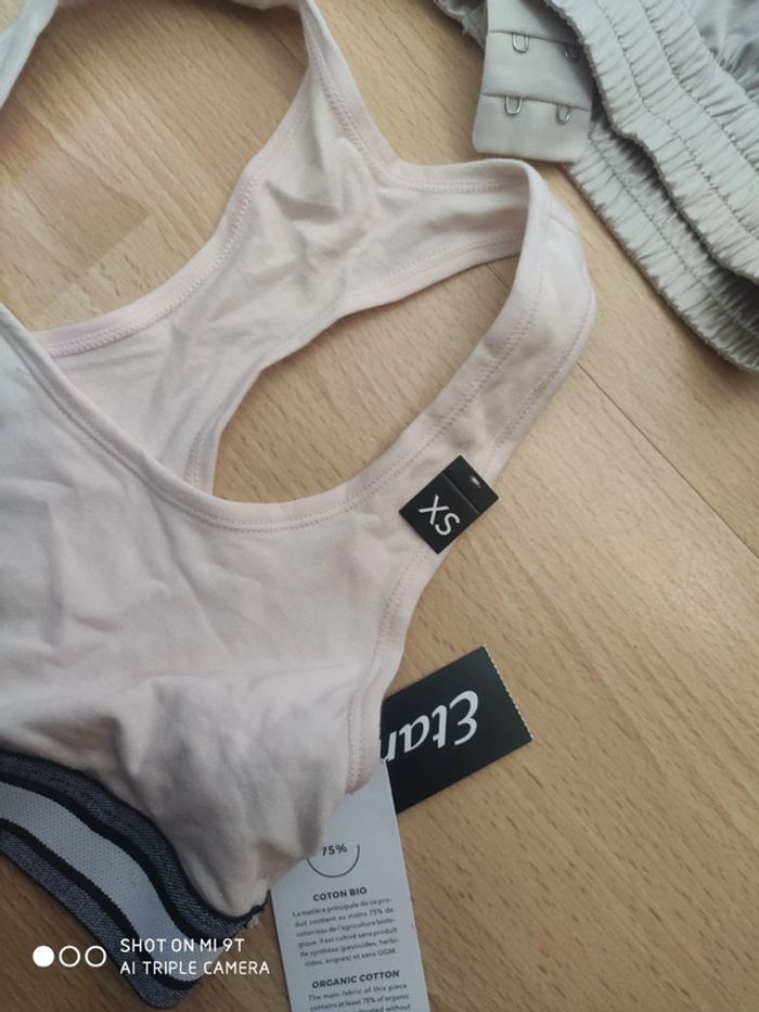 Lot soutien gorge brassière XS - photo numéro 2