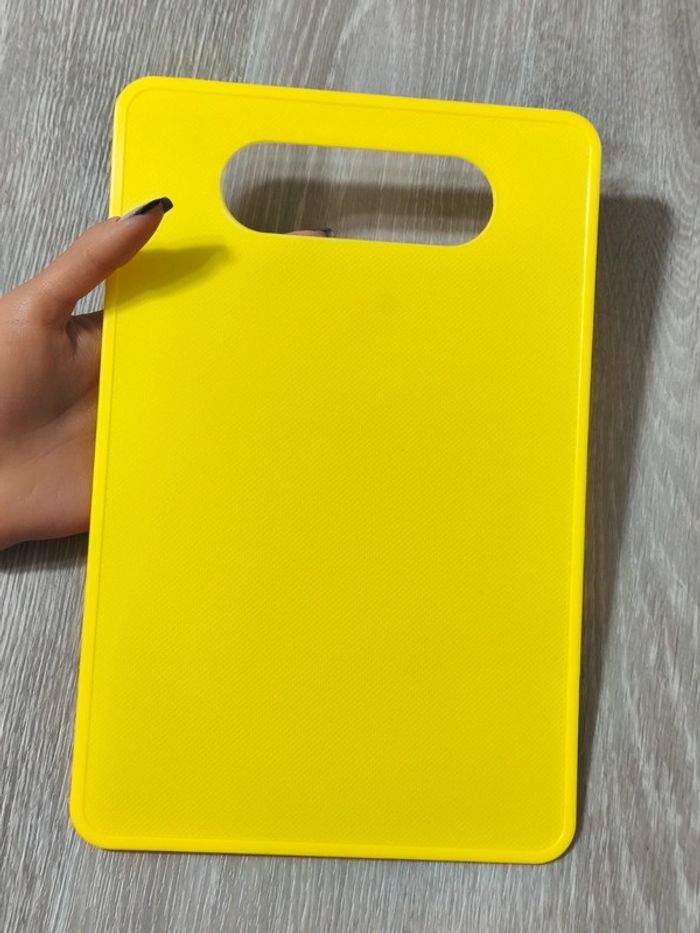 Planche à découper enfant, jaune, pédagogie Montessori - photo numéro 2