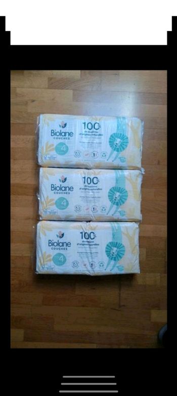3 paquets de couches Biolane taille 4 