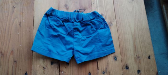 Short fille - photo numéro 2