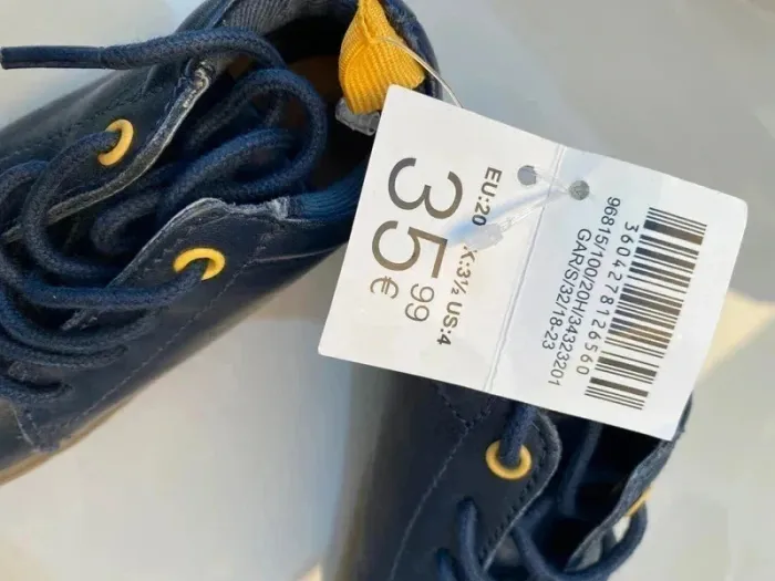 Chaussures montantes en cuir à lacets pointure 20 Obaibi Neuves val 35,9 - photo numéro 5