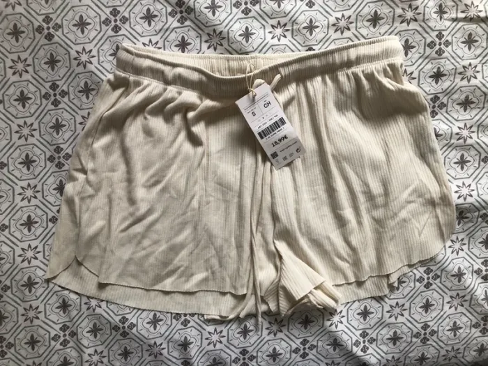 Short écru neuf Oysho S