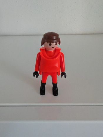 Personnage du playmobil 5367 pompier avec combinaison