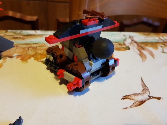 Lot lego vintage castle Knight Kingdom dragon 4807 Fire Attack 6096 Attaque taureau Bull's attack - photo numéro 5