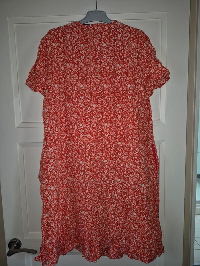 Robe courte légère - photo numéro 3