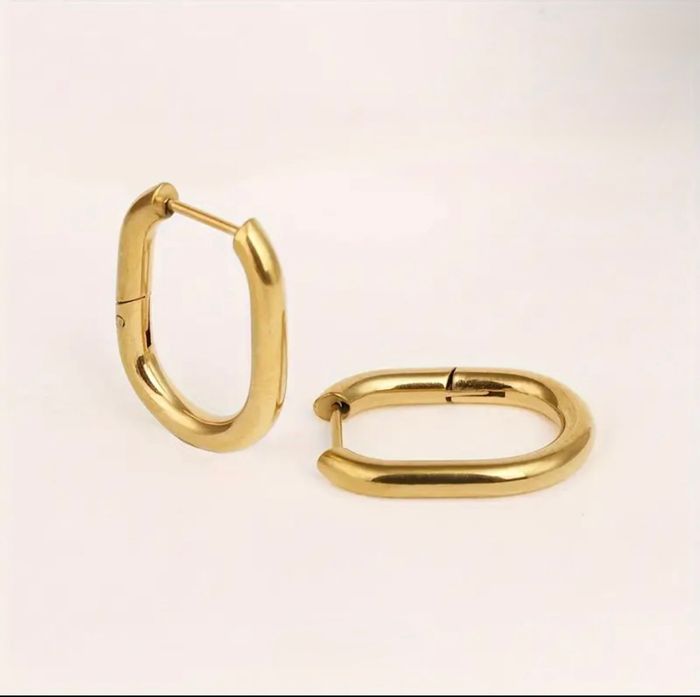 Boucle d’oreille en acier inoxydable