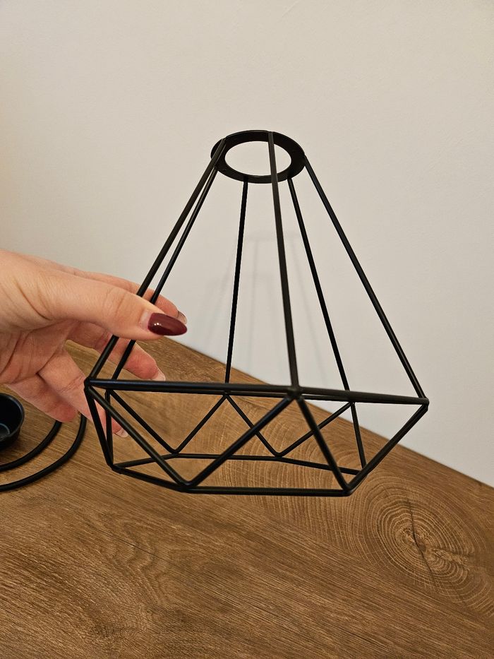 lustre industriel noir