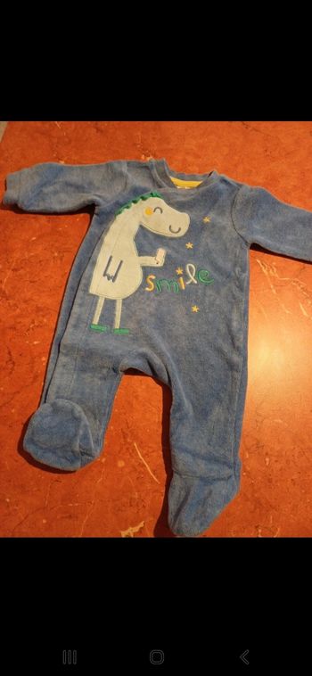 Pyjama bébé taille 1 mois