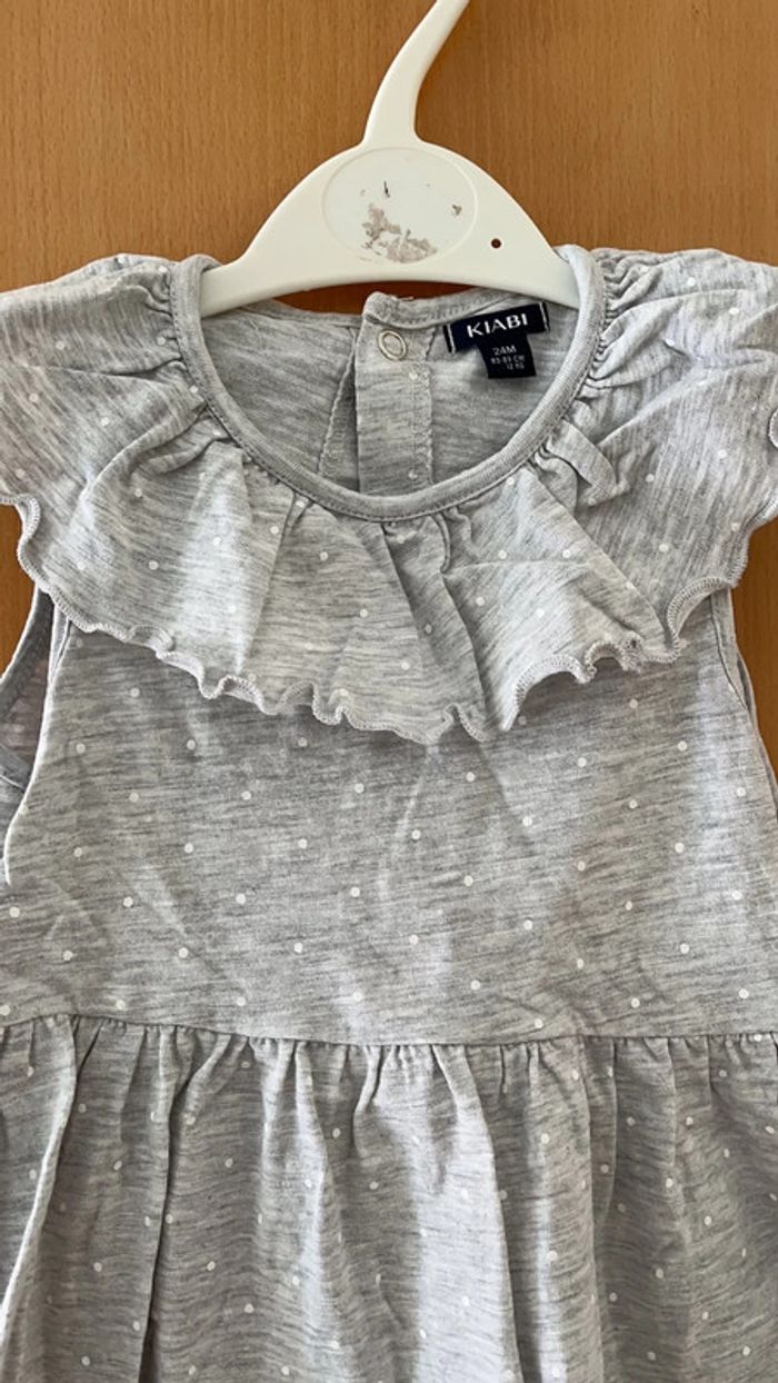 Robe a volants et à pois avec culotte assortie taille 2 ans - photo numéro 2