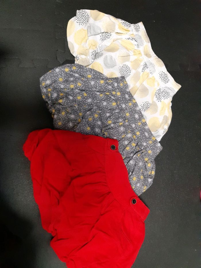Lot 3 jupes boule neuf bébé fille 12 mois obaibi disney jaune gris rouge velours