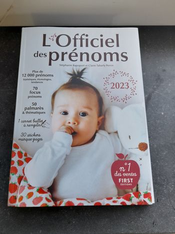 Livre de prenom + livre pour futur papa