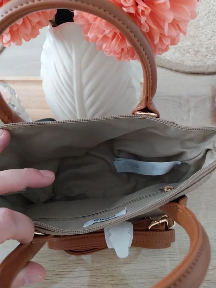 Petit sac à main beige avec bandoulière - photo numéro 3