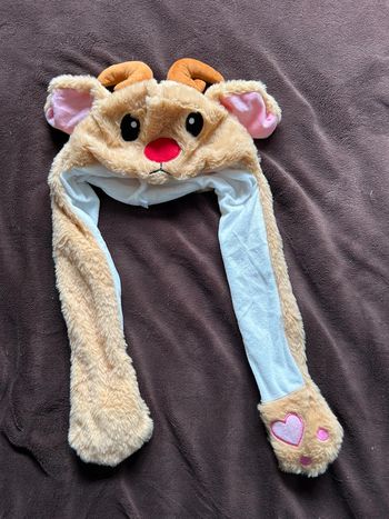 Bonnet renne avec pompe pour lever les oreilles