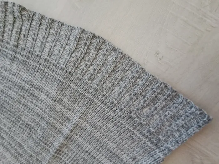Mini Jupe tricot laine handmade fait main - taille XS - cintrée moulante - automne hiver printemps - photo numéro 3