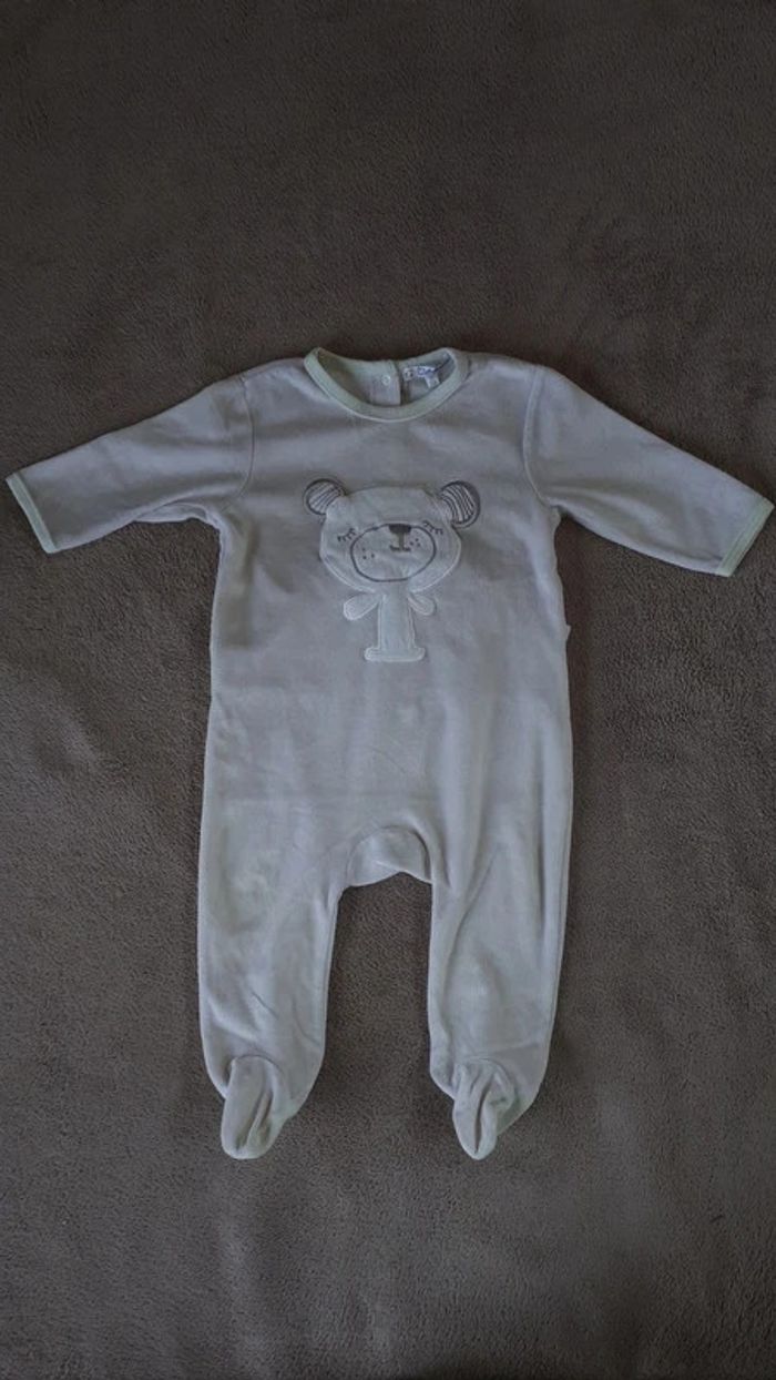 Lot 2 pyjamas 9 mois - photo numéro 2