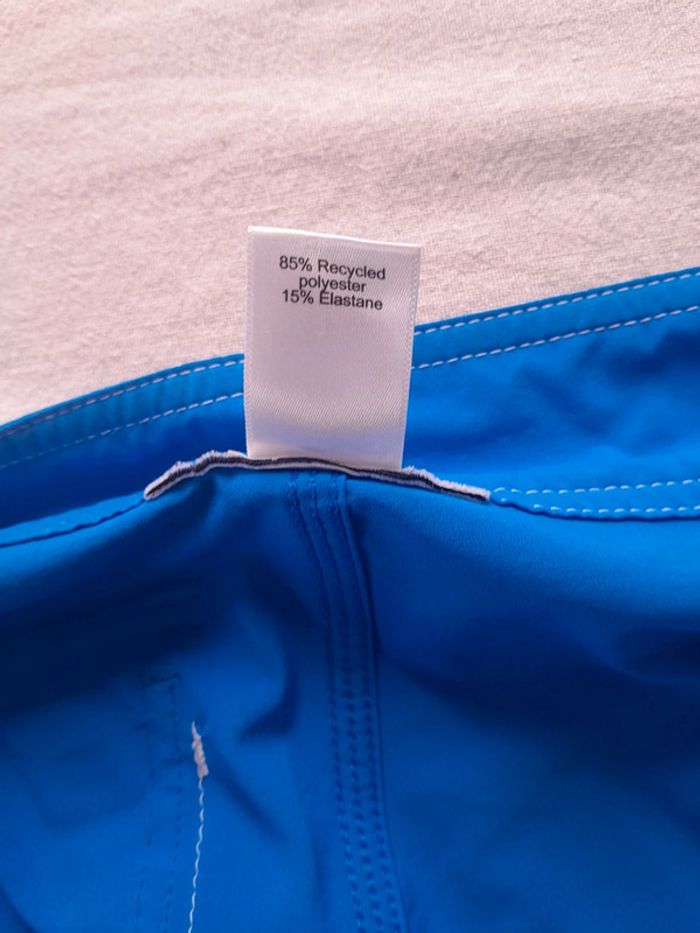 Short tribord taille 40 très bon état - photo numéro 4