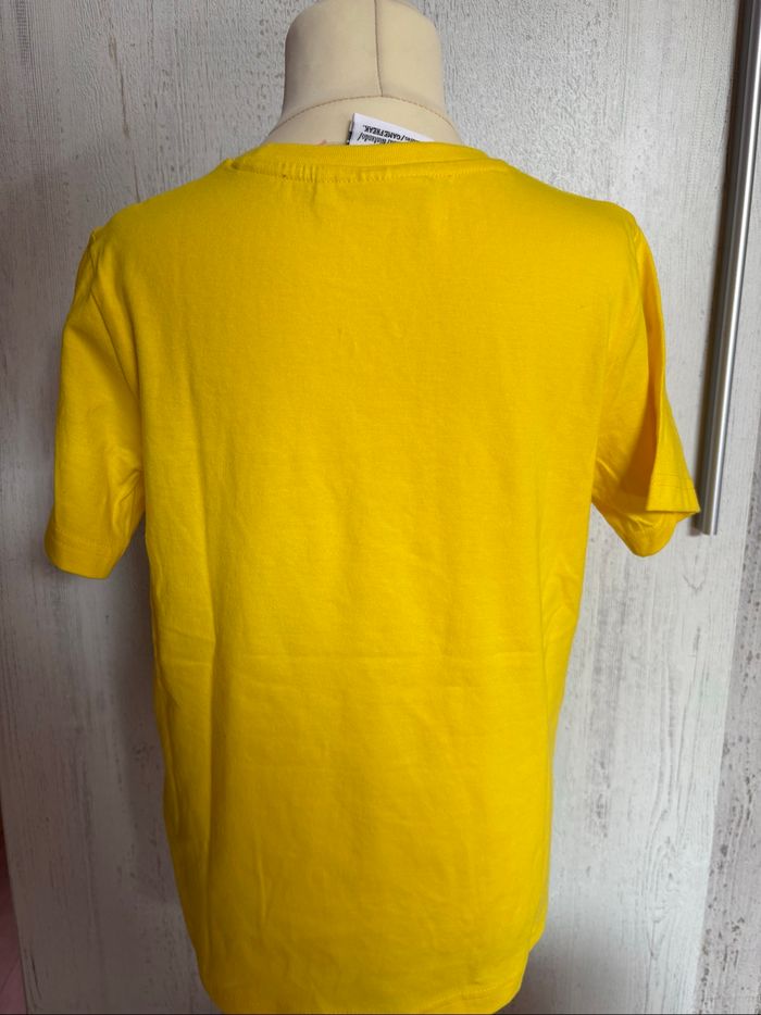 T shirt garçon taille 128 - photo numéro 4