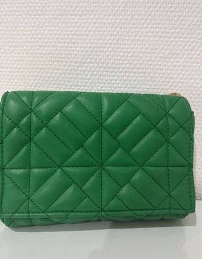Sac Zara vert neuf - photo numéro 3
