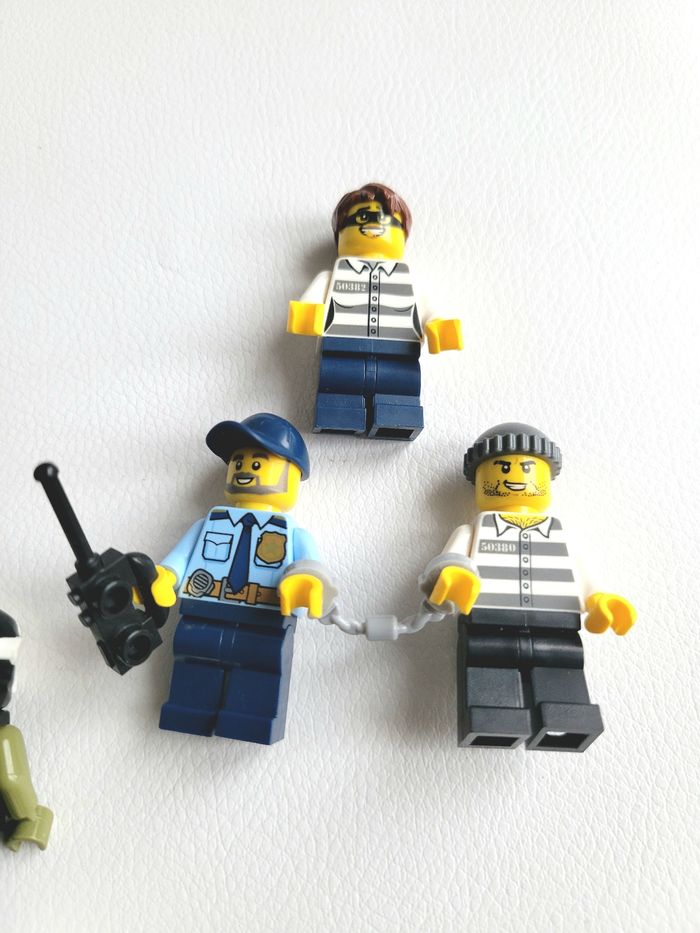 Lego figurines - photo numéro 6