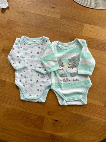 Lot de 2 bodys manches longues  - 1 mois - Neufs