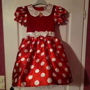 Robe minnie 5/6 ans avec cerceau