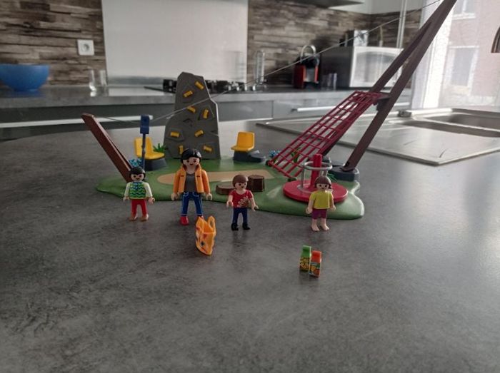 Aire de jeux playmobil