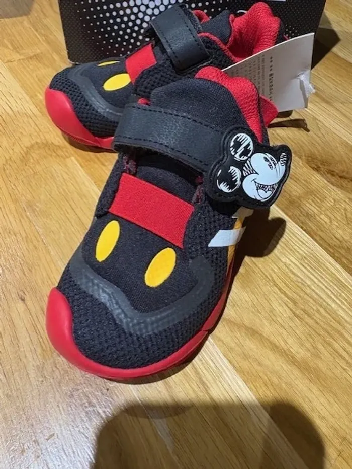 baskets enfant adidas a scratch collab disney mickey taille 22 - photo numéro 5